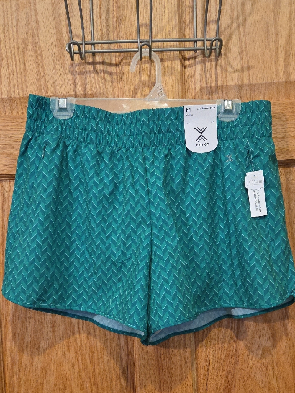 Xersion Teal Chevron-Pattern Athletic Shorts